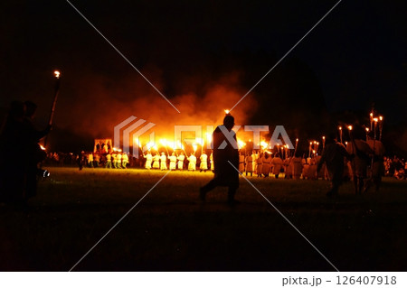 さきたま火祭りの松明行列 埼玉 さきたま火祭りの松明行列 埼玉 126407918