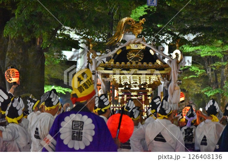 くらやみ祭の神輿渡御　東京 126408136