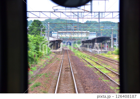 JR北海道、室蘭本線の東室蘭駅から登別駅までの普通列車車窓風景(2023年夏曇り空) JR北海道、室蘭本線の東室蘭駅から登別駅までの普通列車車窓風景(2023年夏曇り空) 126408187