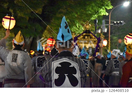 くらやみ祭の神輿渡御 東京 くらやみ祭の神輿渡御 東京 126408510