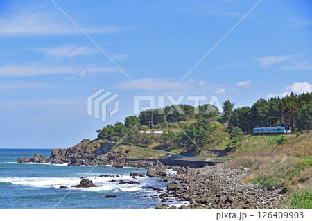 八戸線　陸中中野－有家　JR東日本　キハE131-501（盛岡） 126409903