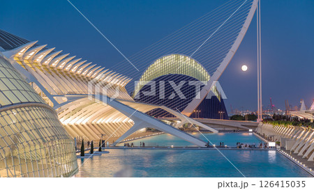 Stunning day-to-night timelapse of Valencia's City of Arts and Sciences, Spain. 126415035