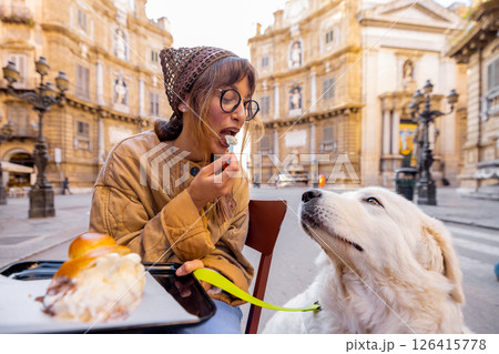 Gelato for Two in Palermo 126415778