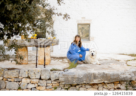 Harmony with a loyal friend Harmony with a loyal friend 126415839