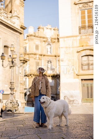 Morning Walk in Sicilian Streets 126416189