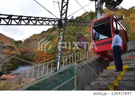 秋の鬼怒川温泉ロープウェイ山麓駅　栃木 126417647