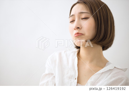 20代女性　ビューティ 126419192