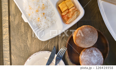 美味しそうなアジア料理の弁当 美味しそうなアジア料理の弁当 126419358