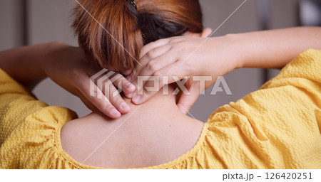Relief from neck pain effective techniques for busy individuals a calming home setting Relief from neck pain effective techniques for busy individuals a calming home setting 126420251