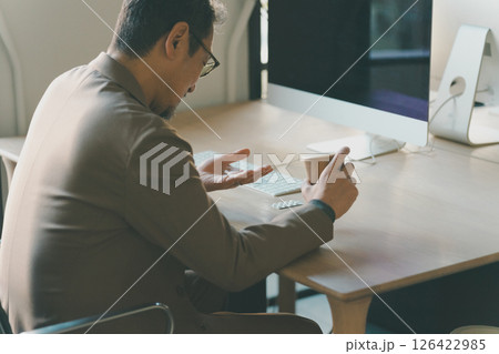 Business person 126422985