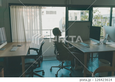 Business person 126423614