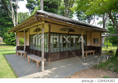 旧岩崎家末廣別邸公園内の東屋、千葉県富里市 126424261