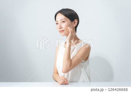 女性 ビューティー スキンケア 女性 ビューティー スキンケア 126426688