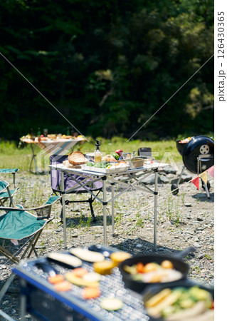 バーベキュー料理イメージ 126430365