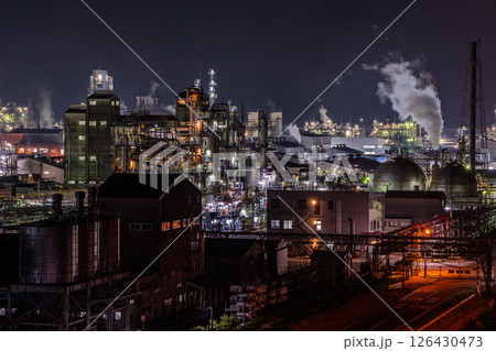 《山口県》周南市の工場夜景・周南大橋周辺 《山口県》周南市の工場夜景・周南大橋周辺 126430473