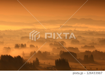 岩手県花巻市 朝の田園風景 岩手県花巻市 朝の田園風景 126433987