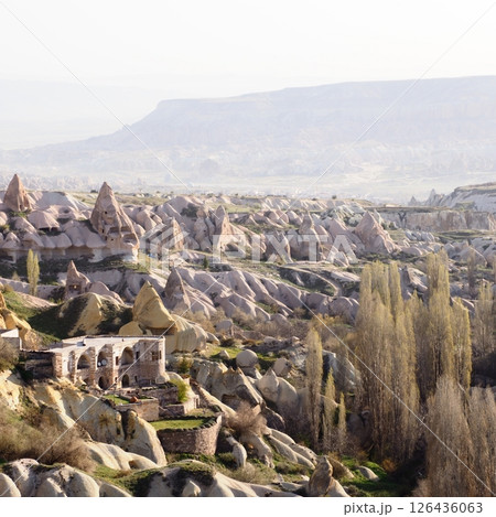 カッパドキア ウチヒサール 奇岩群 126436063