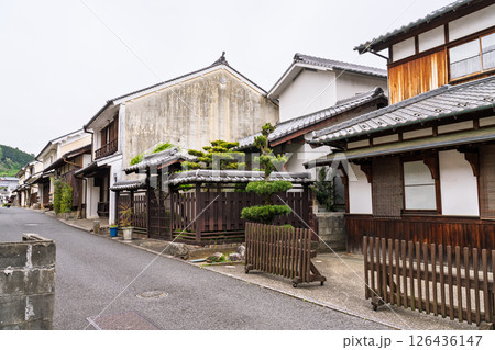 《愛媛県》内子町・重要伝統的建造物群保存地区 《愛媛県》内子町・重要伝統的建造物群保存地区 126436147