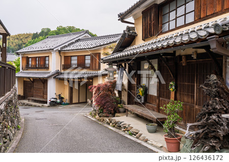 《愛媛県》内子町・重要伝統的建造物群保存地区 《愛媛県》内子町・重要伝統的建造物群保存地区 126436172