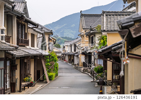 《愛媛県》内子町・重要伝統的建造物群保存地区 《愛媛県》内子町・重要伝統的建造物群保存地区 126436191