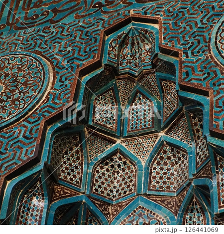 トルコ エシレフォール モスク ミフラーブ 126441069