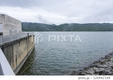 石垣島で最も大きい灌漑用の底原ダム 石垣島で最も大きい灌漑用の底原ダム 126442189
