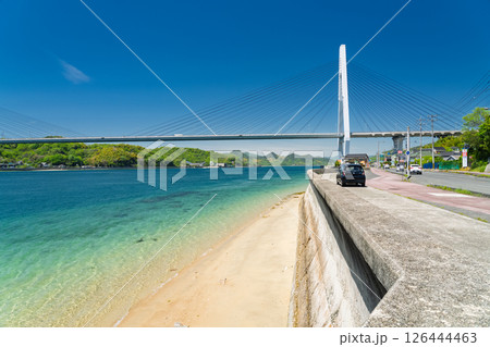 《広島県》生口橋・因島の海岸風景 126444463