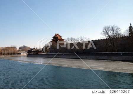 Outer moat corner of the Forbidden City, Beijing Outer moat corner of the Forbidden City, Beijing 126445267
