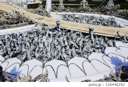 タイのホワイトテンプル、ワット・ローンクン タイのホワイトテンプル、ワット・ローンクン 126446282