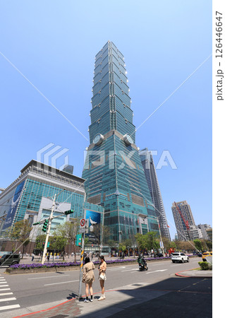 台湾の超高層ビル　台北101 126446647