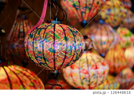 ベトナムのランタン 126448618