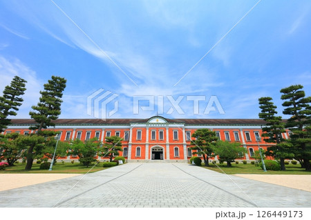 【広島県】晴天の海上自衛隊第1術科学校（旧海軍兵学校） 126449173