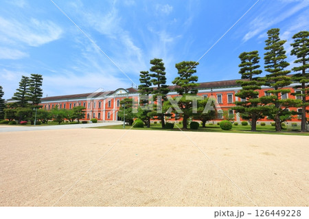 【広島県】晴天の海上自衛隊第1術科学校(旧海軍兵学校) 【広島県】晴天の海上自衛隊第1術科学校(旧海軍兵学校) 126449228