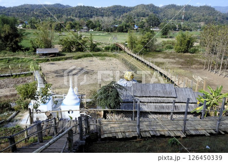 タイ・メーホンソン、スートンペー橋 126450339