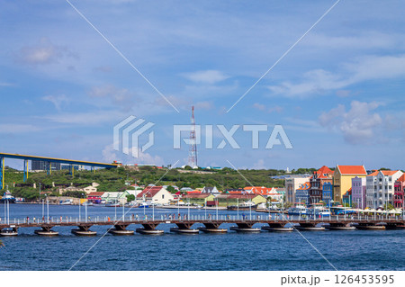 Emma Queen Bridge in the city of Willemstad 126453595