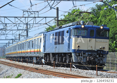高崎線 本庄-岡部 JR東日本 EF64-1032+E233系8000番台 N2編成(中原) 高崎線 本庄-岡部 JR東日本 EF64-1032+E233系8000番台 N2編成(中原) 126459231