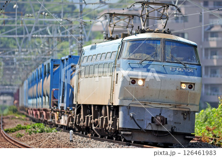 東海道本線　真鶴　JR貨物　EF66-104（吹田） 126461983
