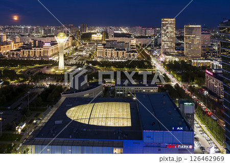 カザフスタン・アスタナ中心部の眺望 夜景 / Astana, Kazakhstan 126462969