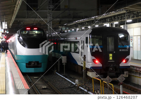 常磐線特急ひたち号（E657系フレッシュひたちカラー：緑色） 126468207