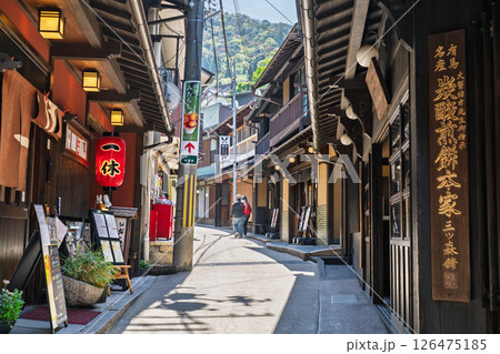 《兵庫県》有馬温泉・温泉街の町並み 126475185