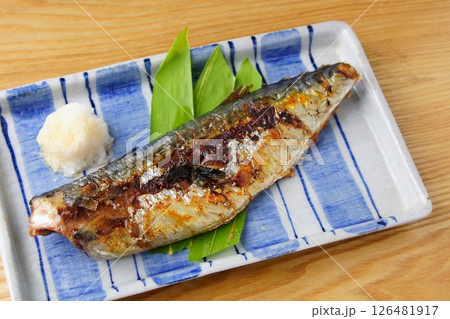 鯖の塩焼き 126481917