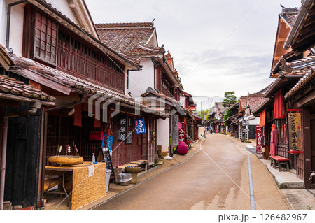 《岡山県》吹屋ふるさと村・赤い町並み 126482967