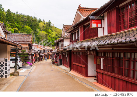 《岡山県》吹屋ふるさと村・赤い町並み 126482970
