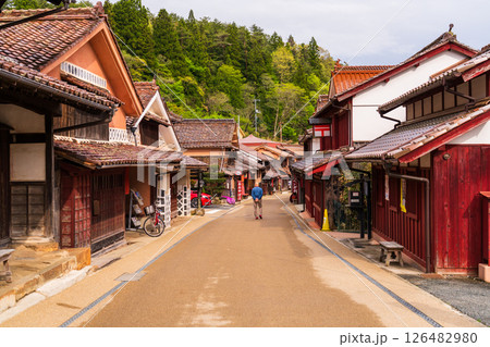 《岡山県》吹屋ふるさと村・赤い町並み 126482980