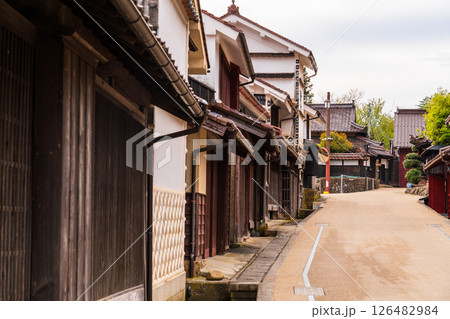 《岡山県》吹屋ふるさと村・赤い町並み 126482984