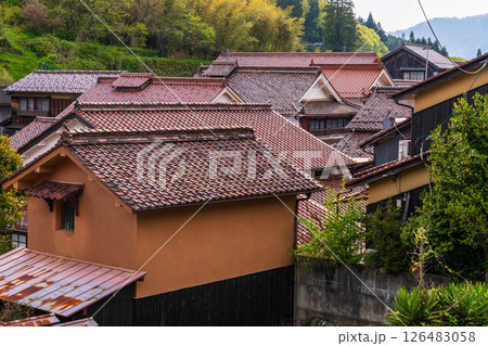 《岡山県》吹屋ふるさと村・赤い町並み 《岡山県》吹屋ふるさと村・赤い町並み 126483058