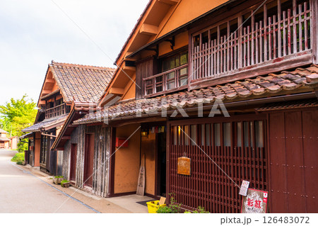 《岡山県》吹屋ふるさと村・赤い町並み 126483072