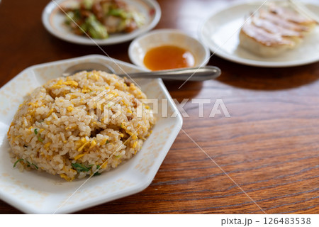 美味しそうなチャーハン 126483538