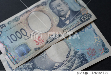 新しい日本の千円札 新しい日本の千円札 126484179