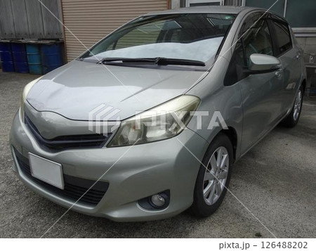 乗用車(トヨタ・ヴィッツ  3代目) 乗用車(トヨタ・ヴィッツ  3代目) 126488202